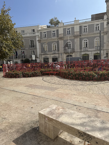 Labyrinth of benches (Labirinto di panchine)